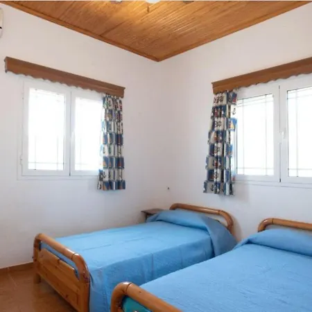 Seaside Holiday House - Krioneri Magical Retreat *